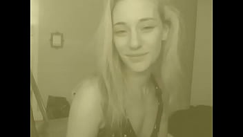 Small Girl Standing Fucking