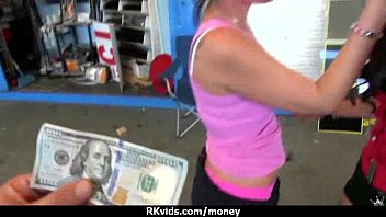 Petite Amateur Gia Does Anal