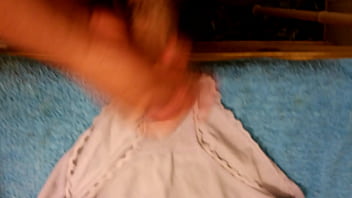 Tach Mom Puran Video