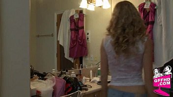 Sanny Leoni Amimal Sex