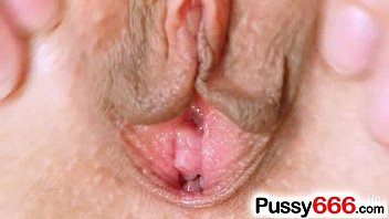 Chum On Pussy