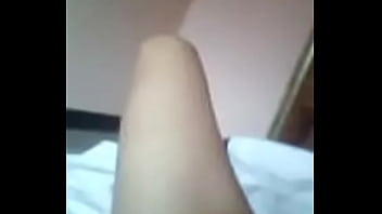 Squeting Lesbian