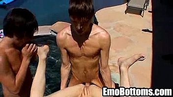 Man Put Hands On Pussy