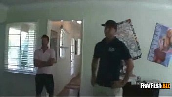 Sister And Mom Kos