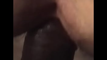 Leona Hairy