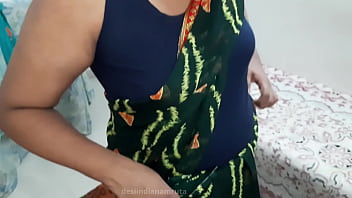Mommy Sex Solo