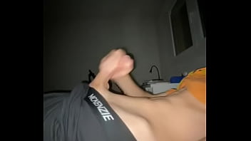 Tetek Layot