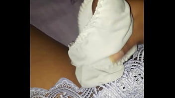 Amateur Guy Gets An Enema