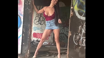 Squirt Leah