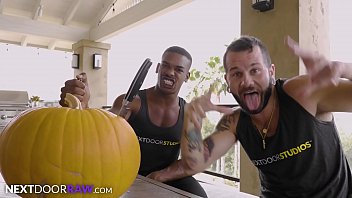 Tits Shaking6