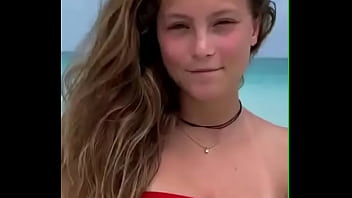 Kiss Fat Tits