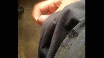 Sedang Tidur Diperkosa Maling