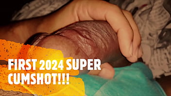 Mom Pov Jen