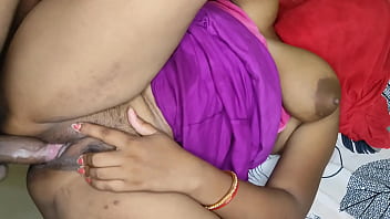 Mallu Aunty Boob Press